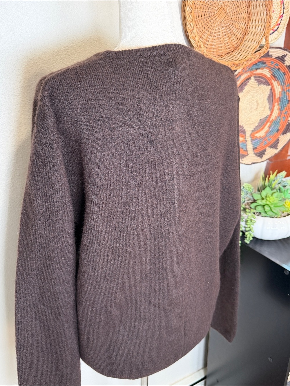 Soft & Cozy NEW H&M Button Up Cardigan Brown Size Medium - Picture 5 of 13